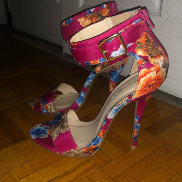 Floral Heels - Picture 5 of 8